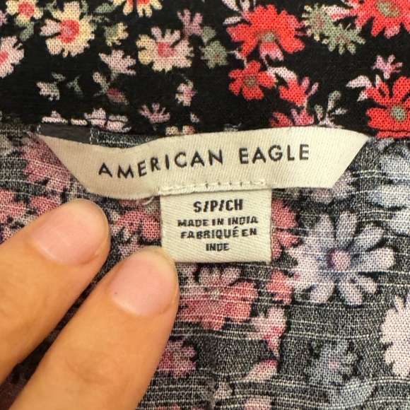 American Eagle Outfitters Black Floral Blouse - Picture 3 of 8